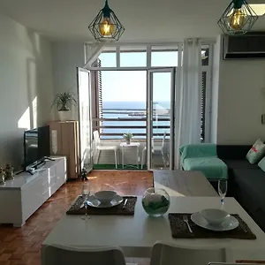 https://apartamento-el-parque-con-vistas-al-mar.es-andalucia.com